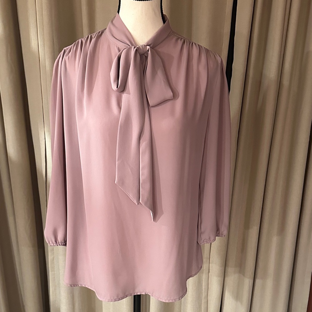 Elegant Mauve Blouse with Bow Detail